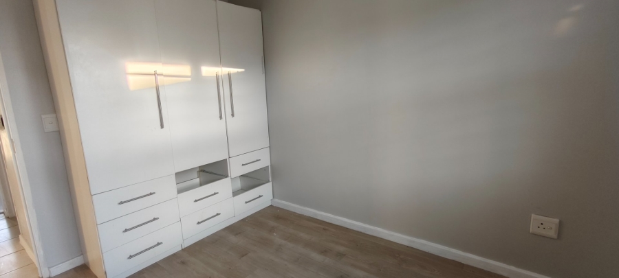 2 Bedroom Property for Sale in Strandfontein Village Western Cape